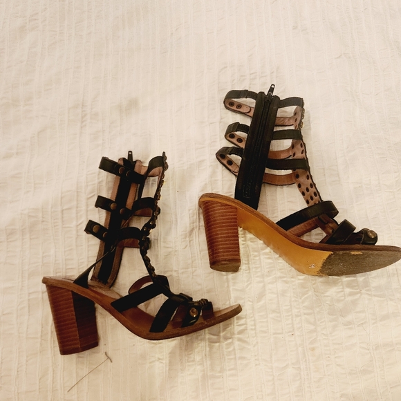 MIA limited  edition black leather studded gladiator high heel sandal size 8 - Picture 8 of 9